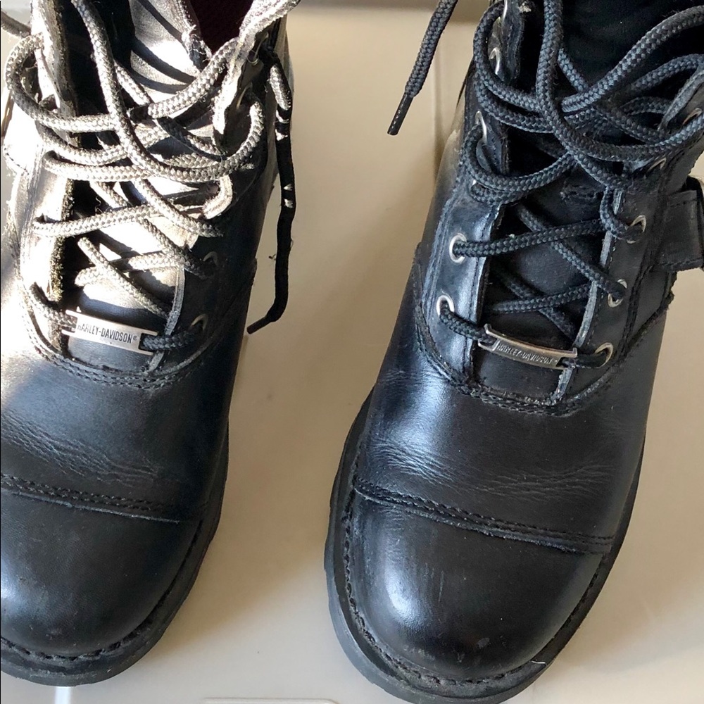 Motorcycle boots